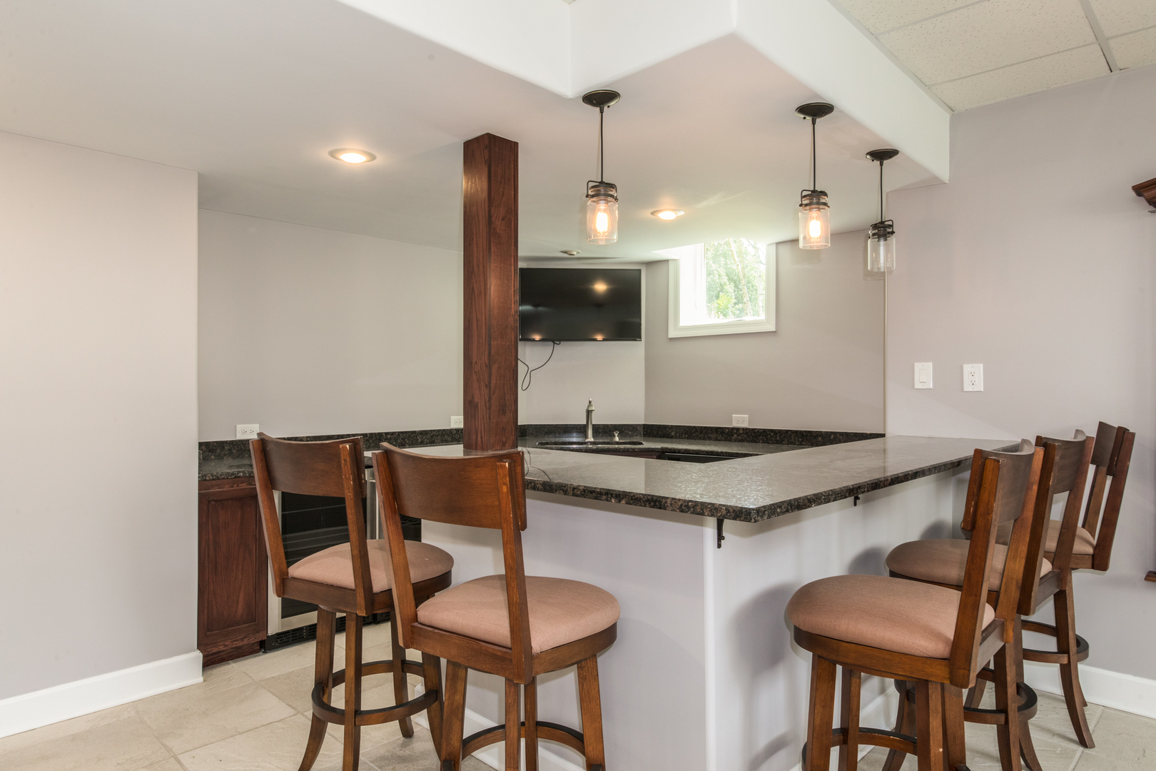 40 Woodview Lane