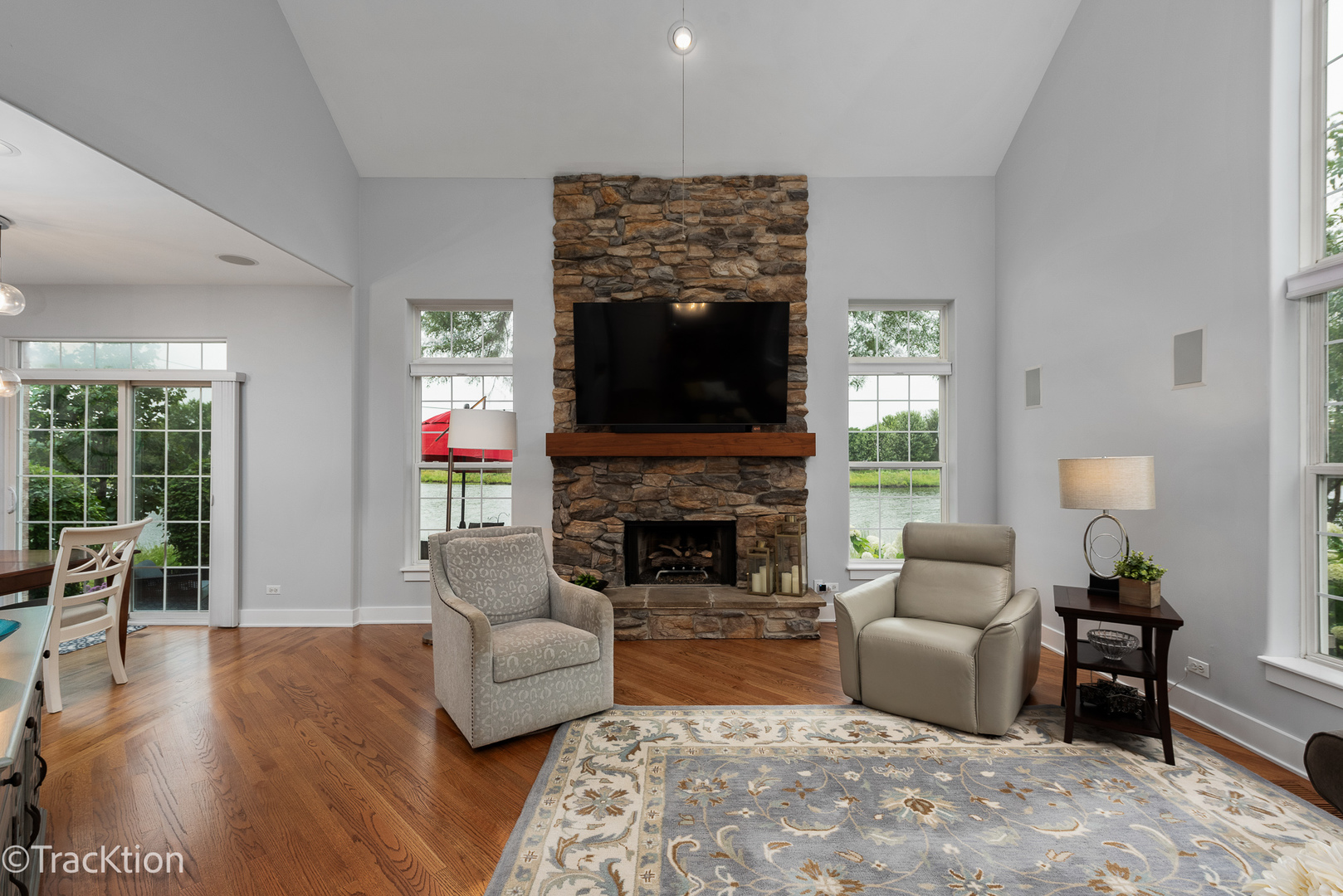 11917 WINTERBERRY Lane