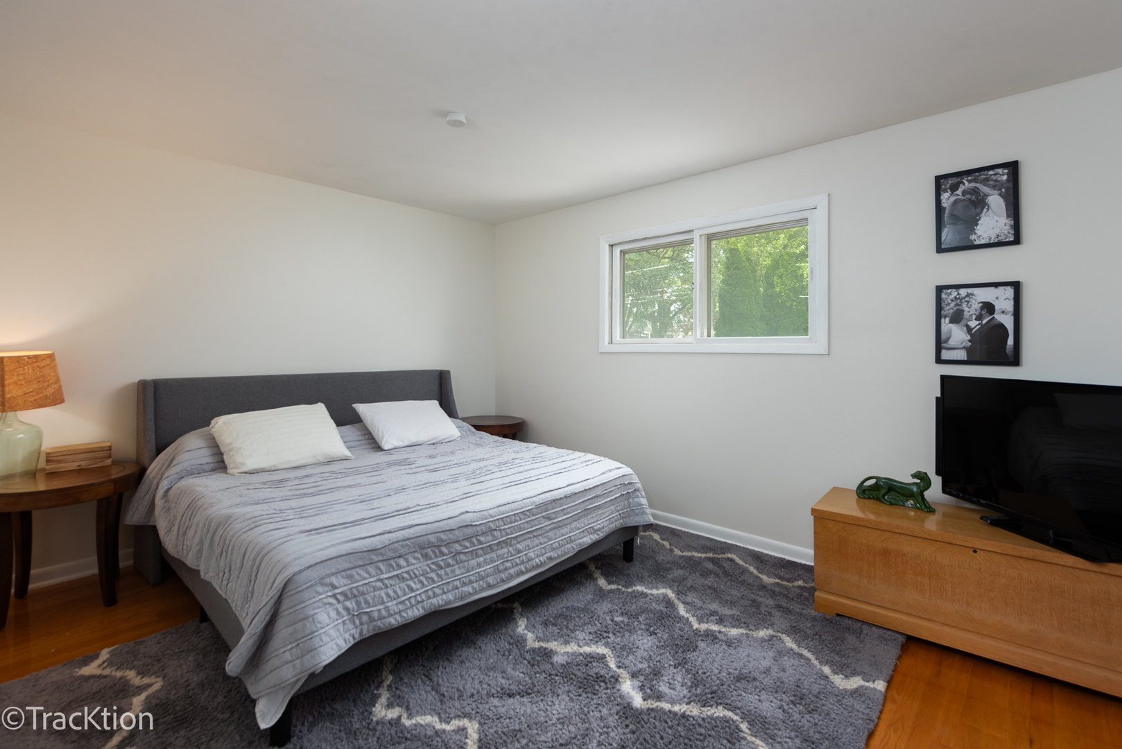 256 W Wilson Avenue