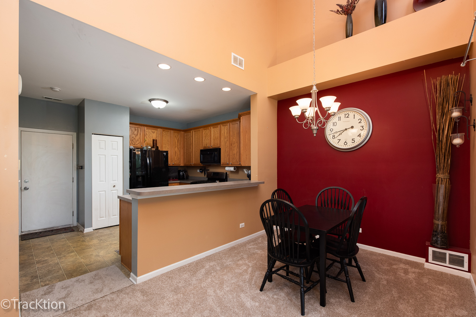 213 Springbrook Trail S