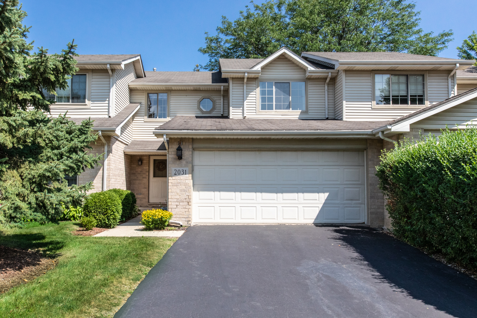 2031 Yellow Daisy Court