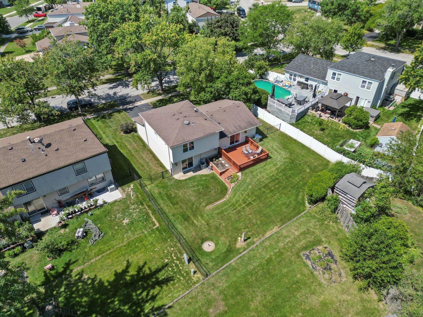 642 Kensington Way