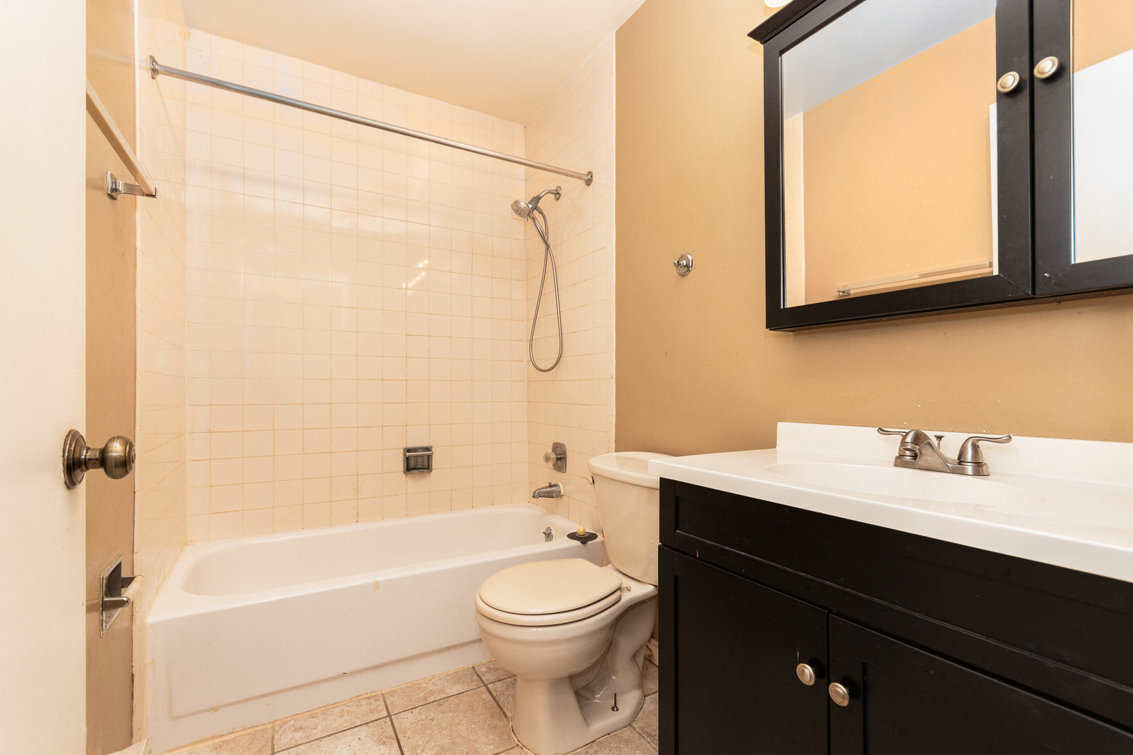 190 S Waters Edge Drive Unit: 201