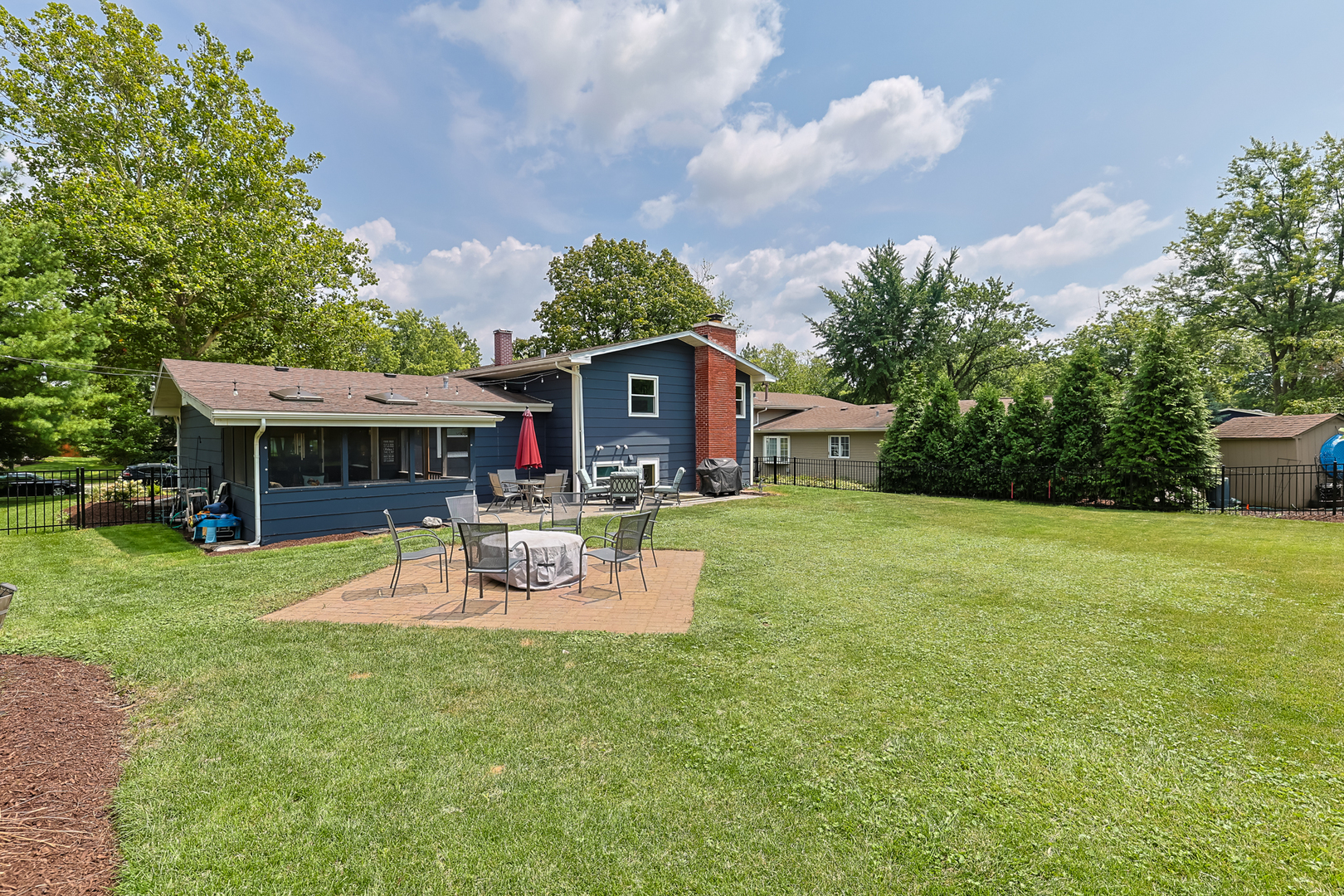 5730 Elm Street