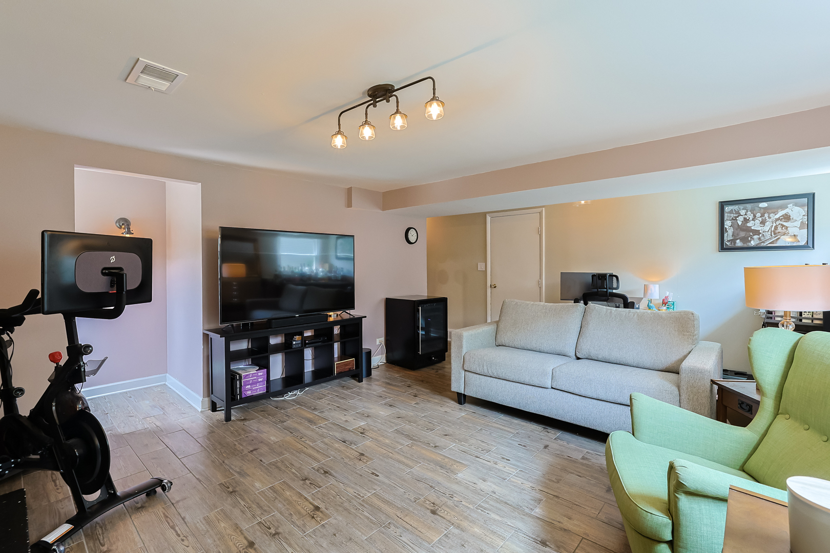 5730 Elm Street