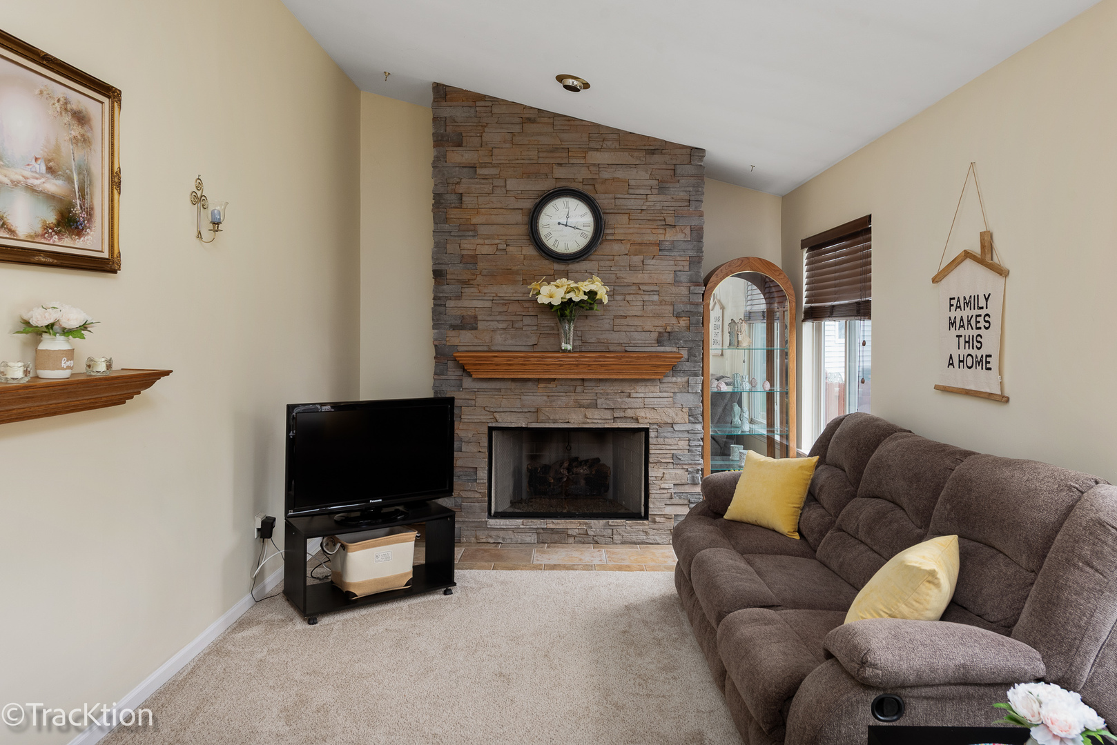13834 Isle Royal Circle