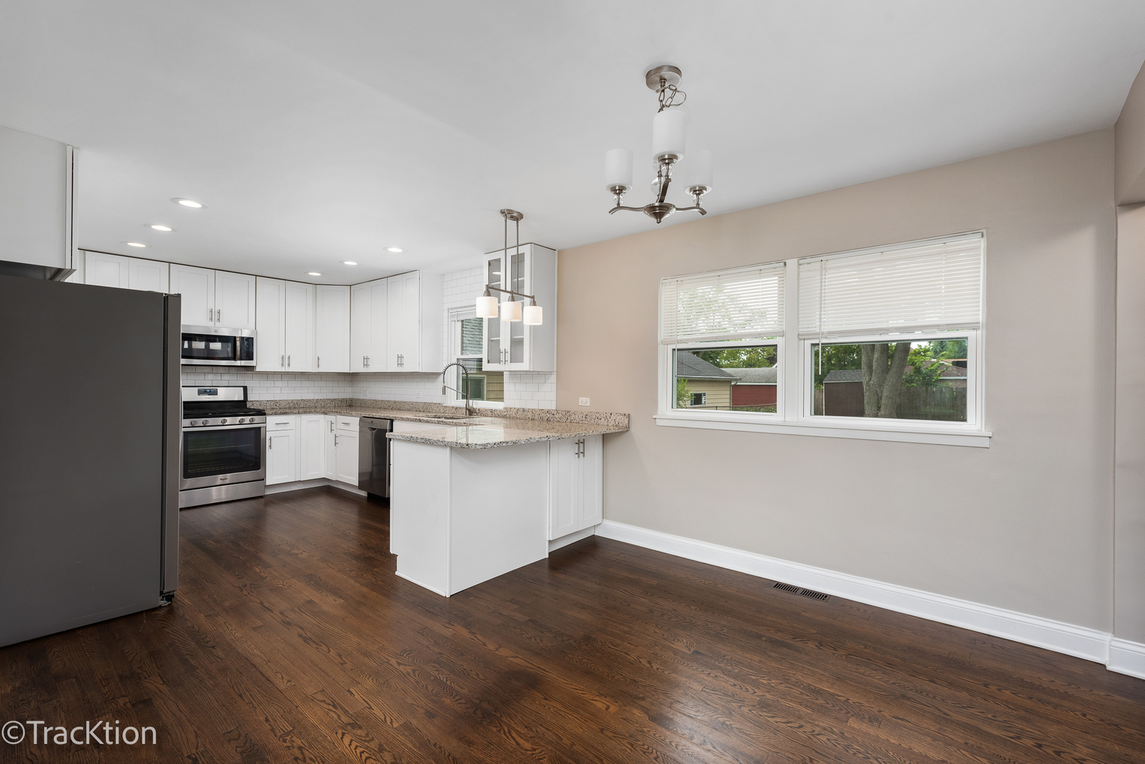 424 W Avery Street