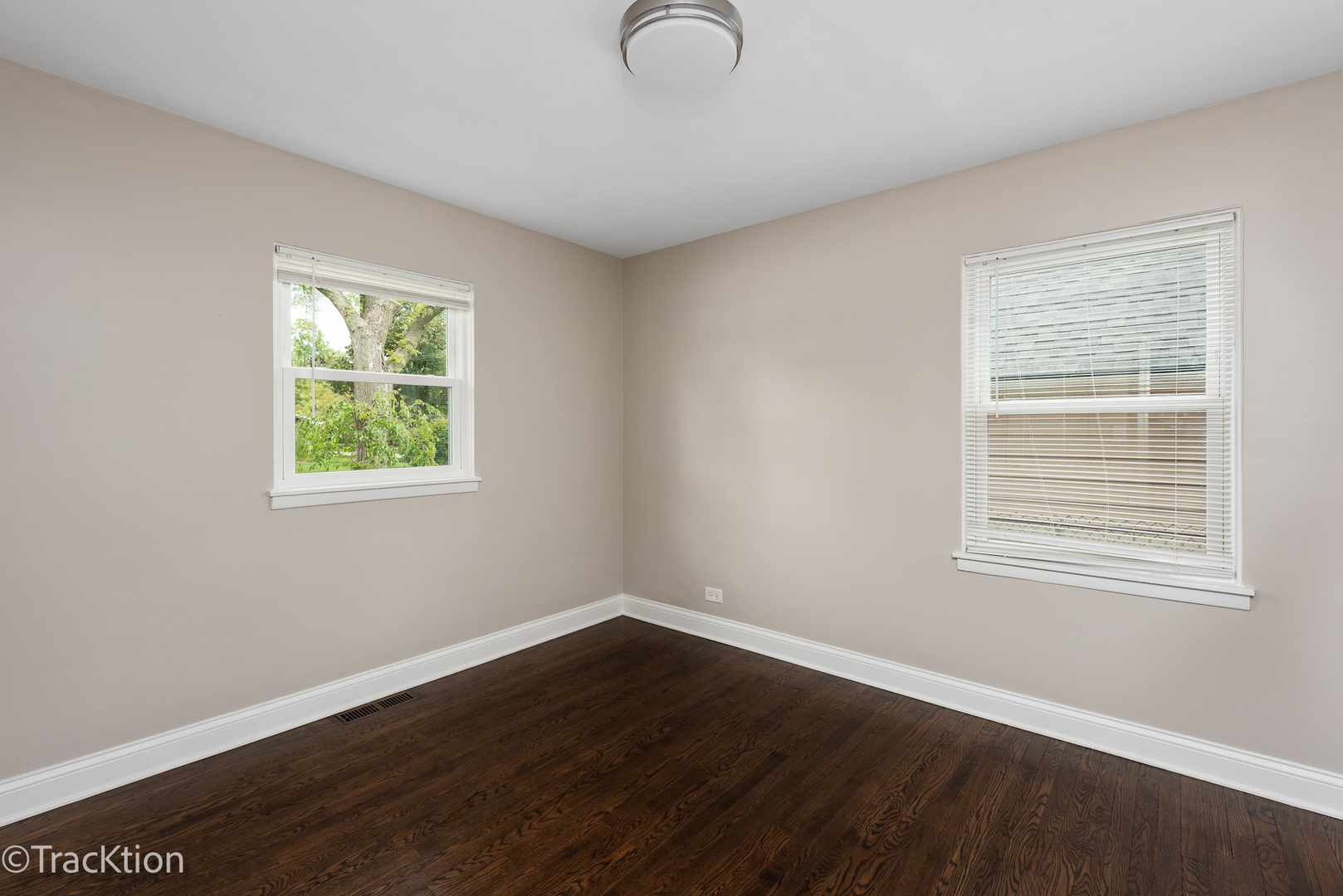 424 W Avery Street