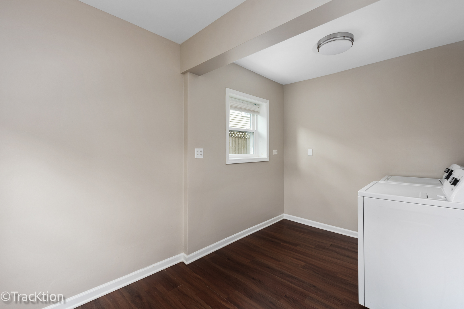 424 W Avery Street