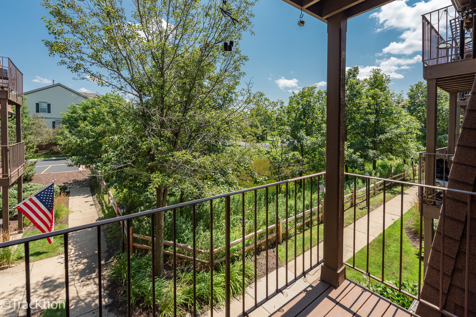 1402 S Fairfield Avenue Unit: 53B