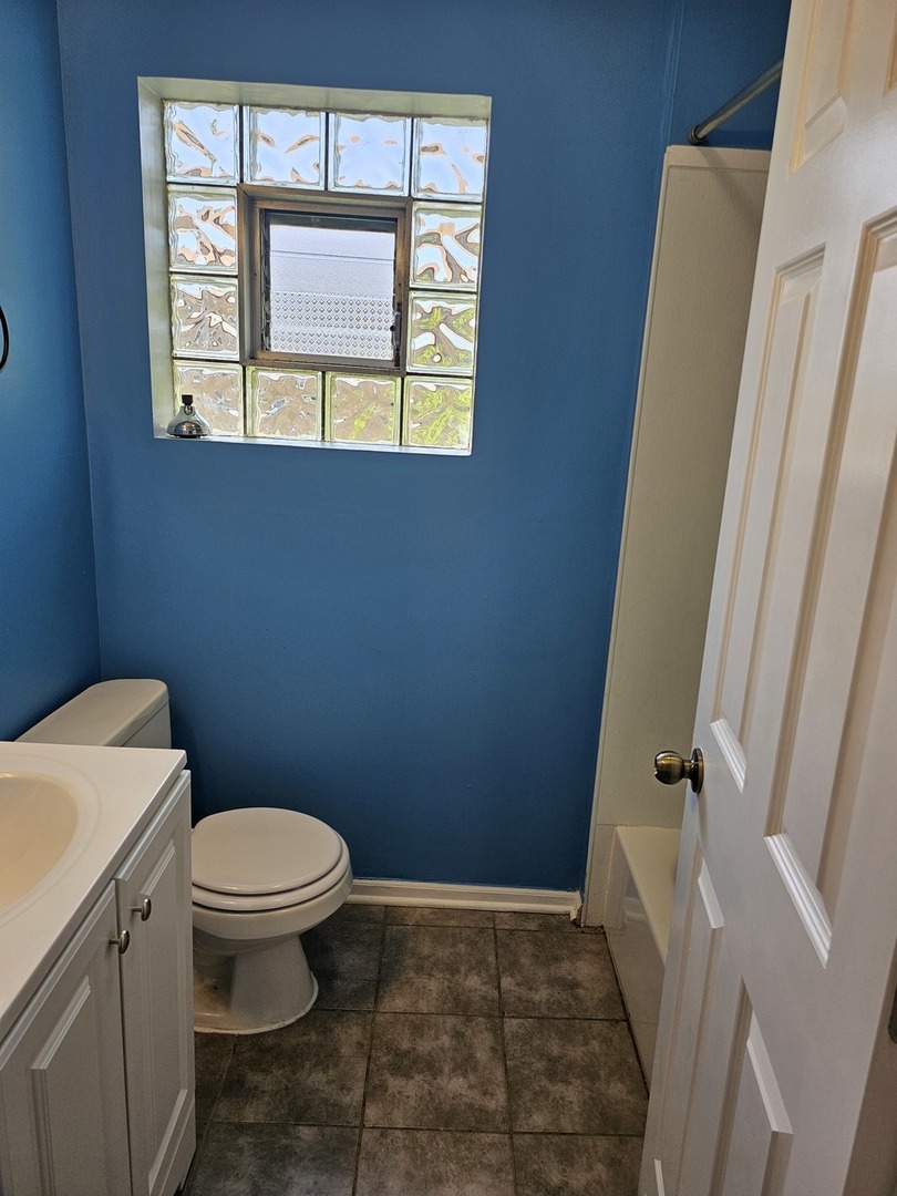 7418 W 63rd Place