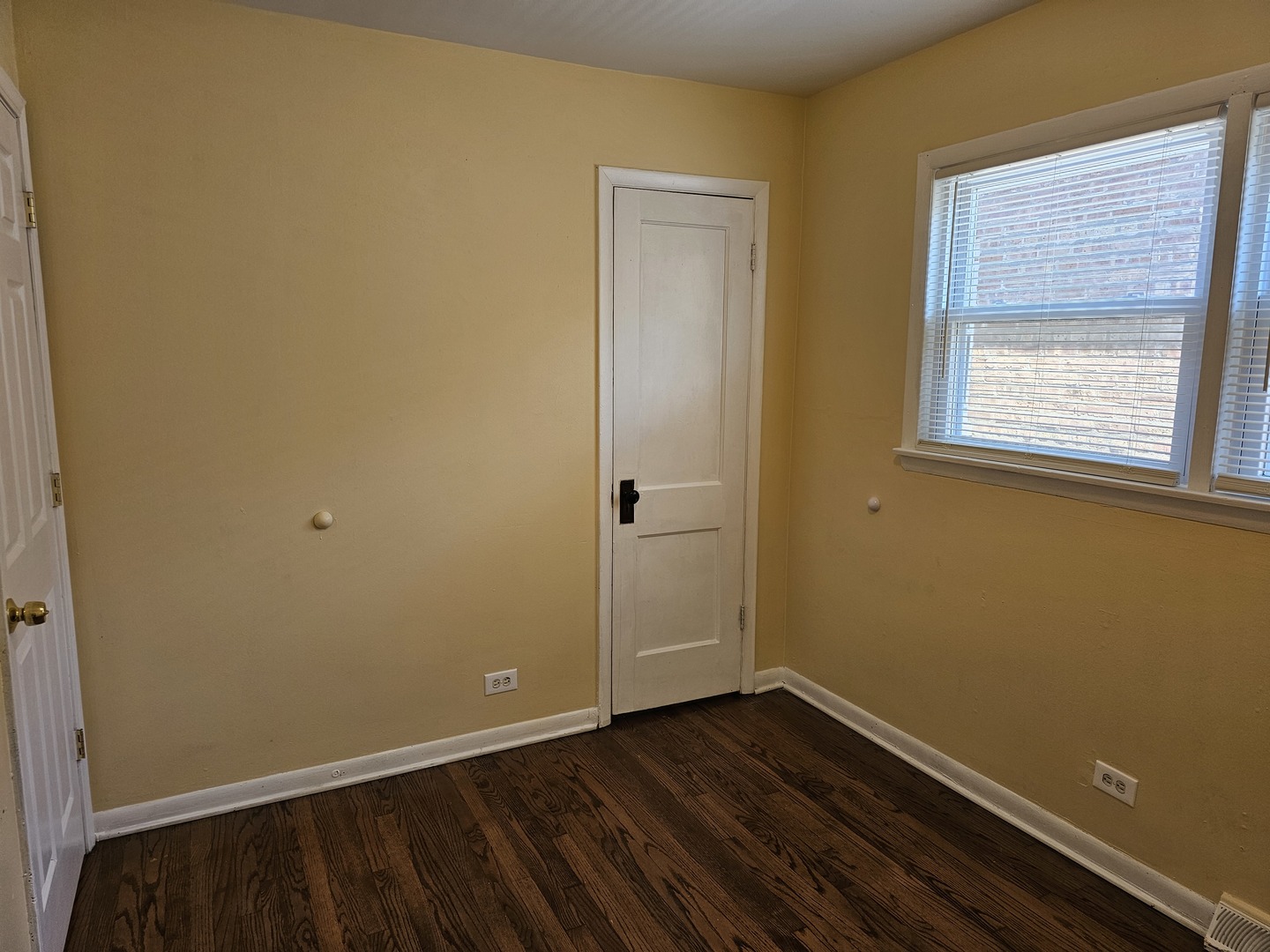 7418 W 63rd Place