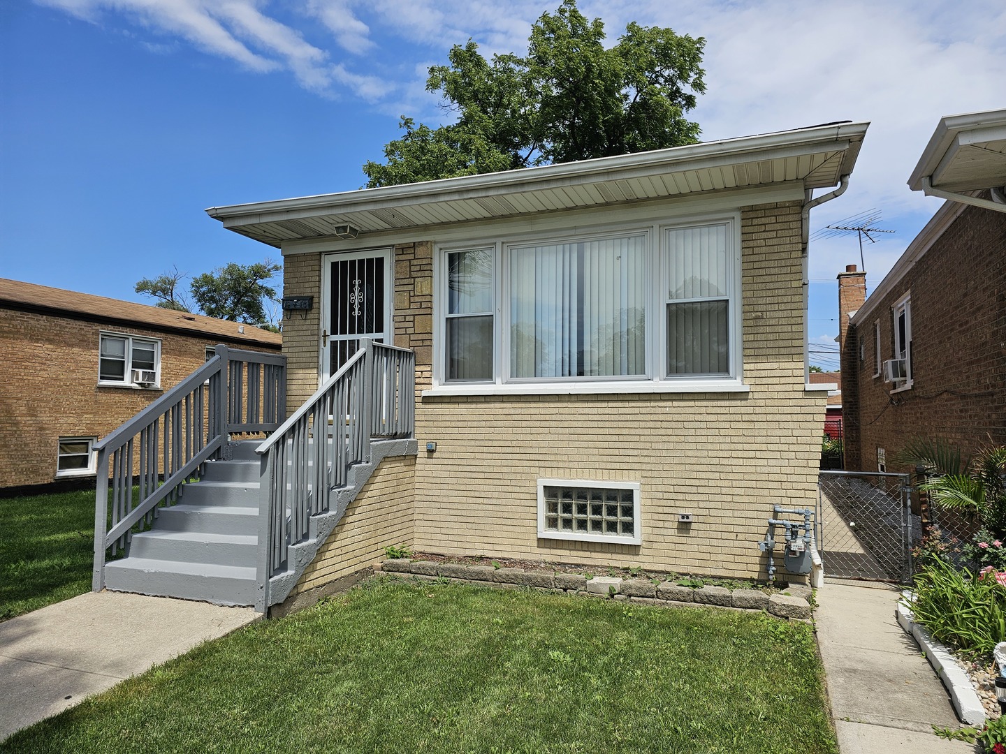 7418 W 63rd Place