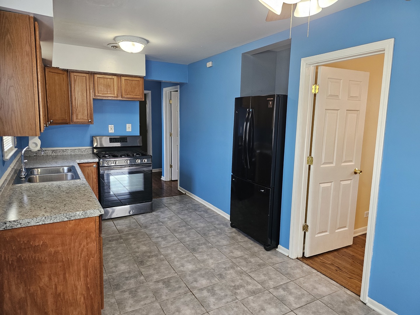 7418 W 63rd Place