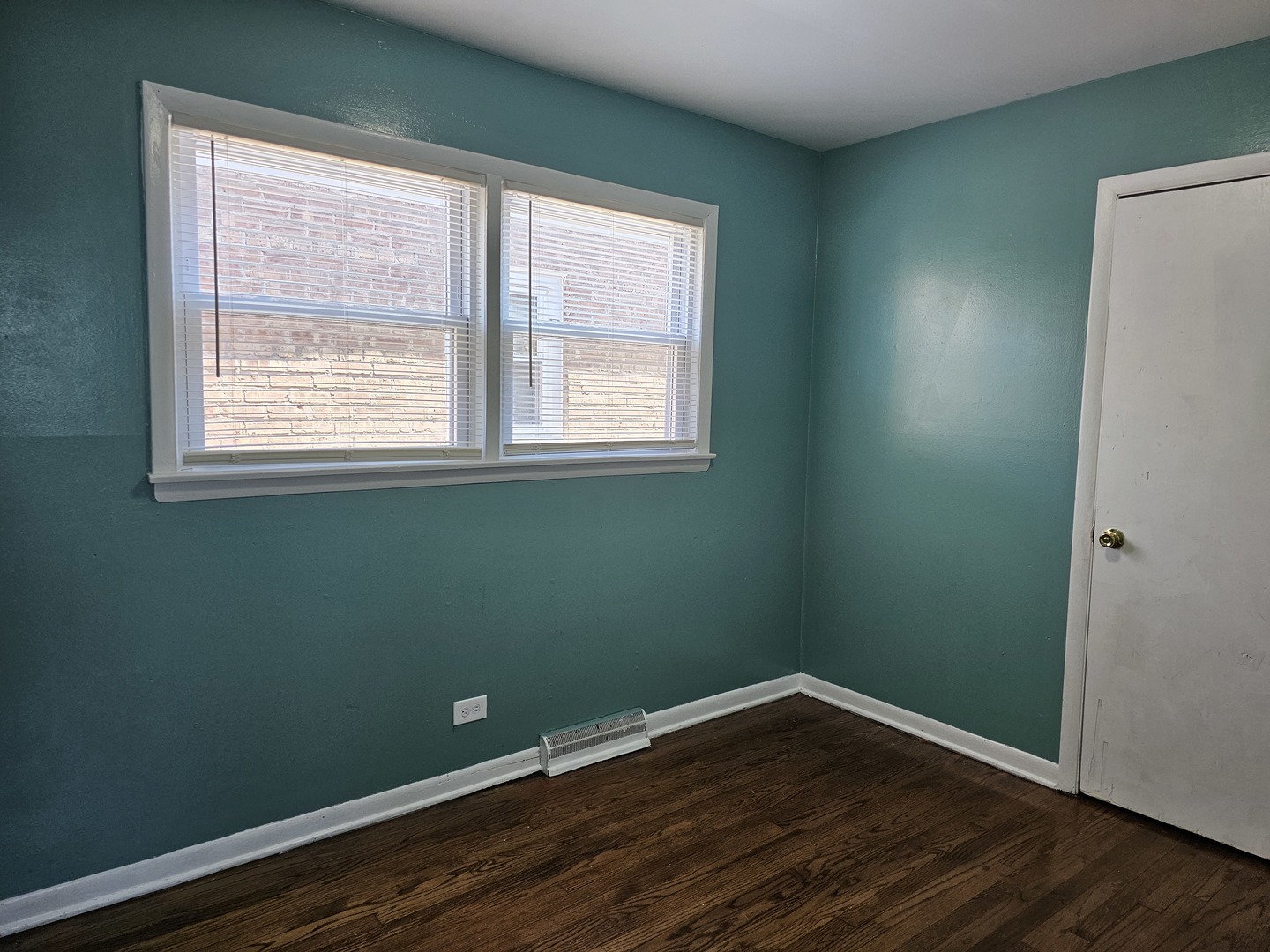 7418 W 63rd Place