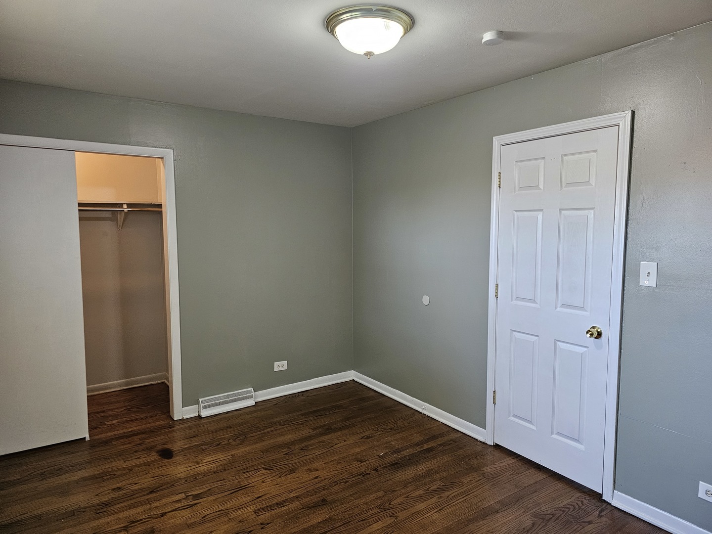 7418 W 63rd Place