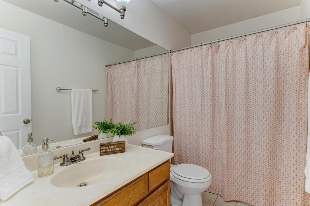 7825 Darien Lake Drive Unit: 7825