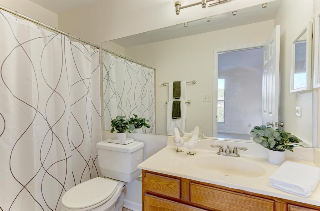7825 Darien Lake Drive Unit: 7825