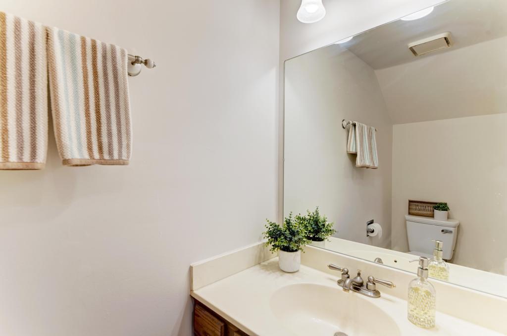 7825 Darien Lake Drive Unit: 7825