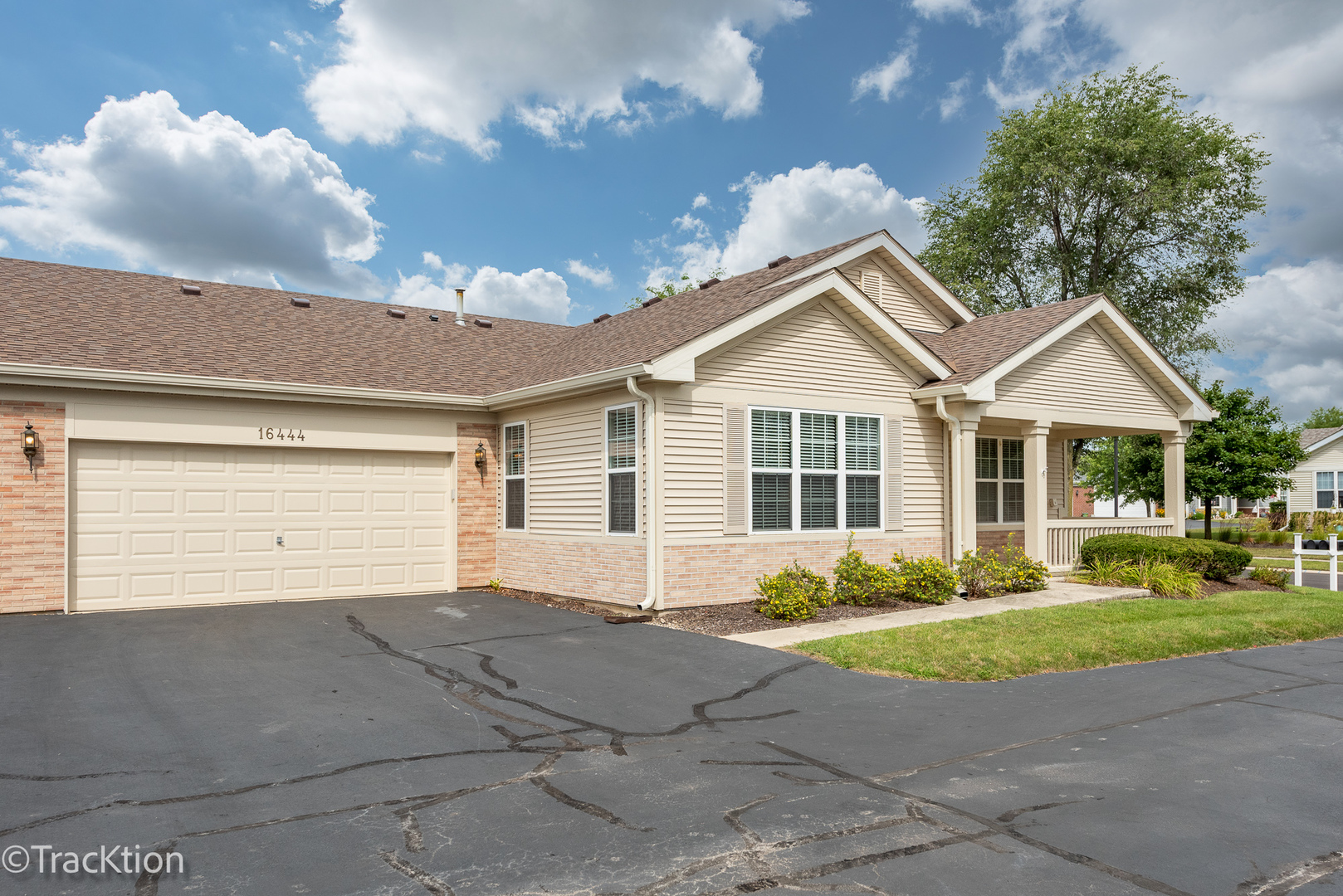 16444 Crescent Lake Drive
