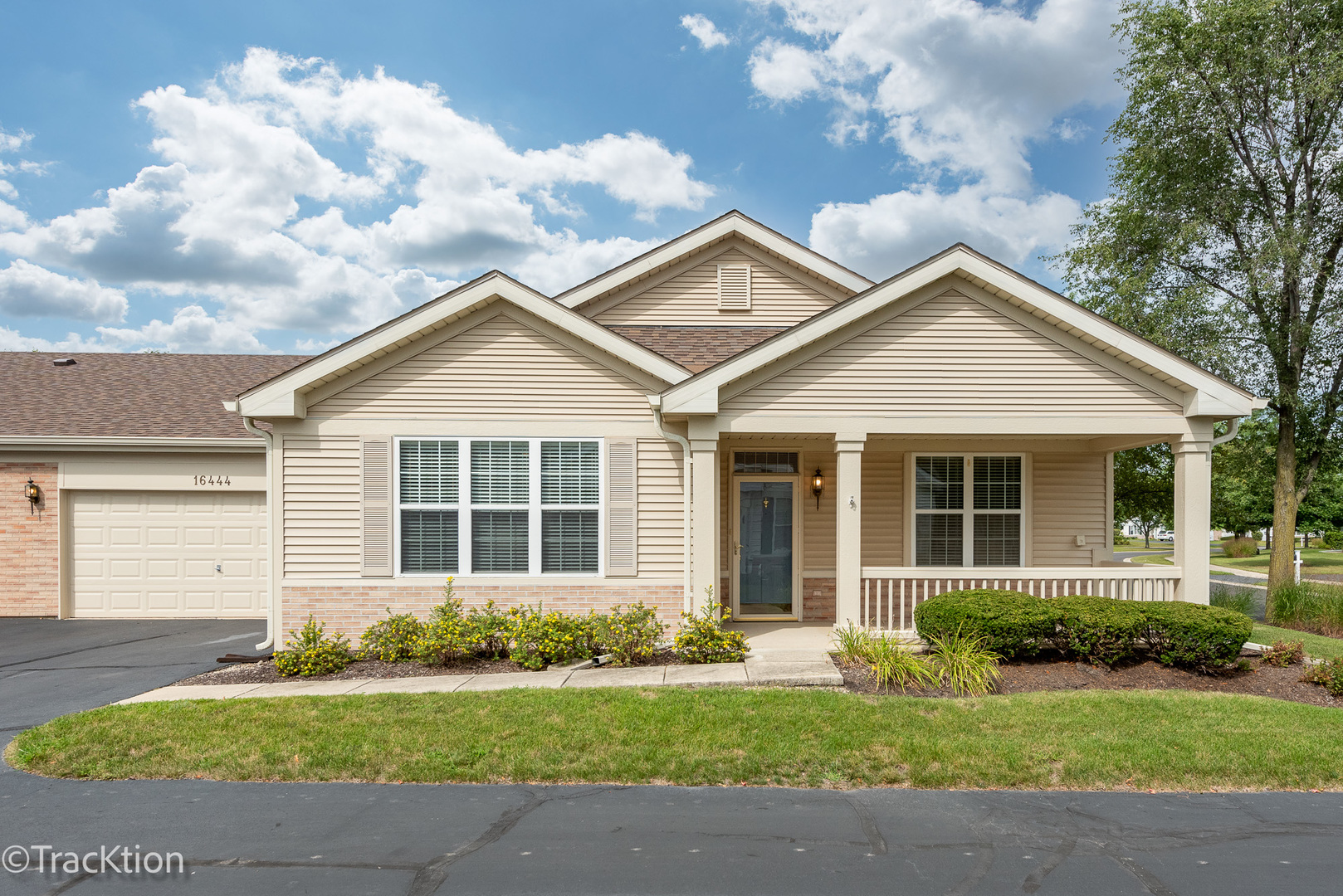16444 Crescent Lake Drive