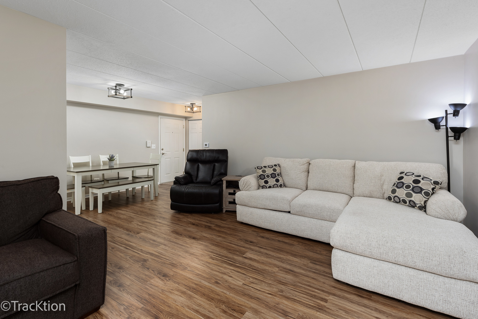 6825 Forestview Drive Unit: 1B
