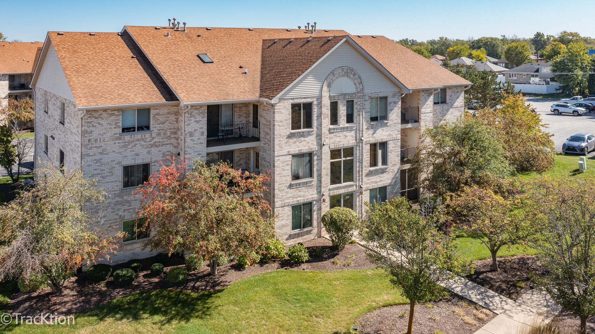 6825 Forestview Drive Unit: 1B