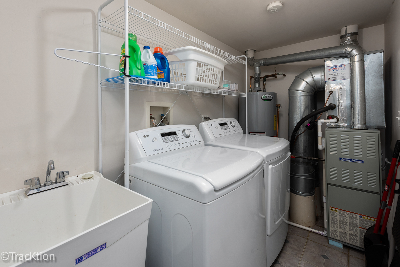 6825 Forestview Drive Unit: 1B