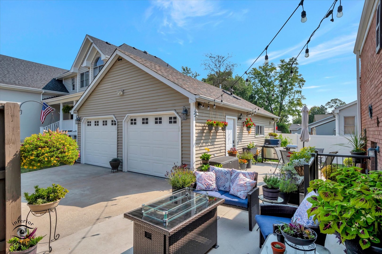 254 W Crystal Avenue