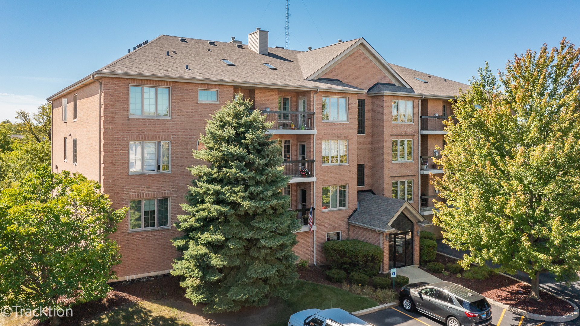 6749 S Pointe Drive Unit: 3B