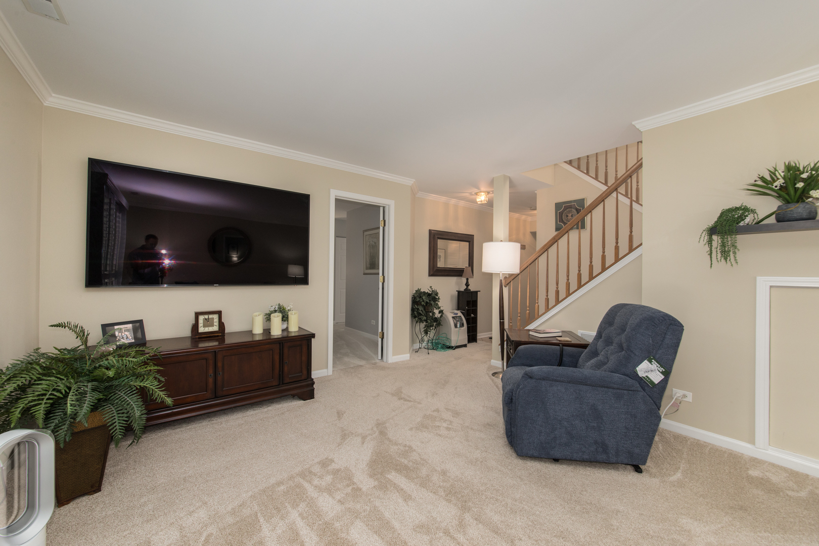 7906 Hedgewood Drive