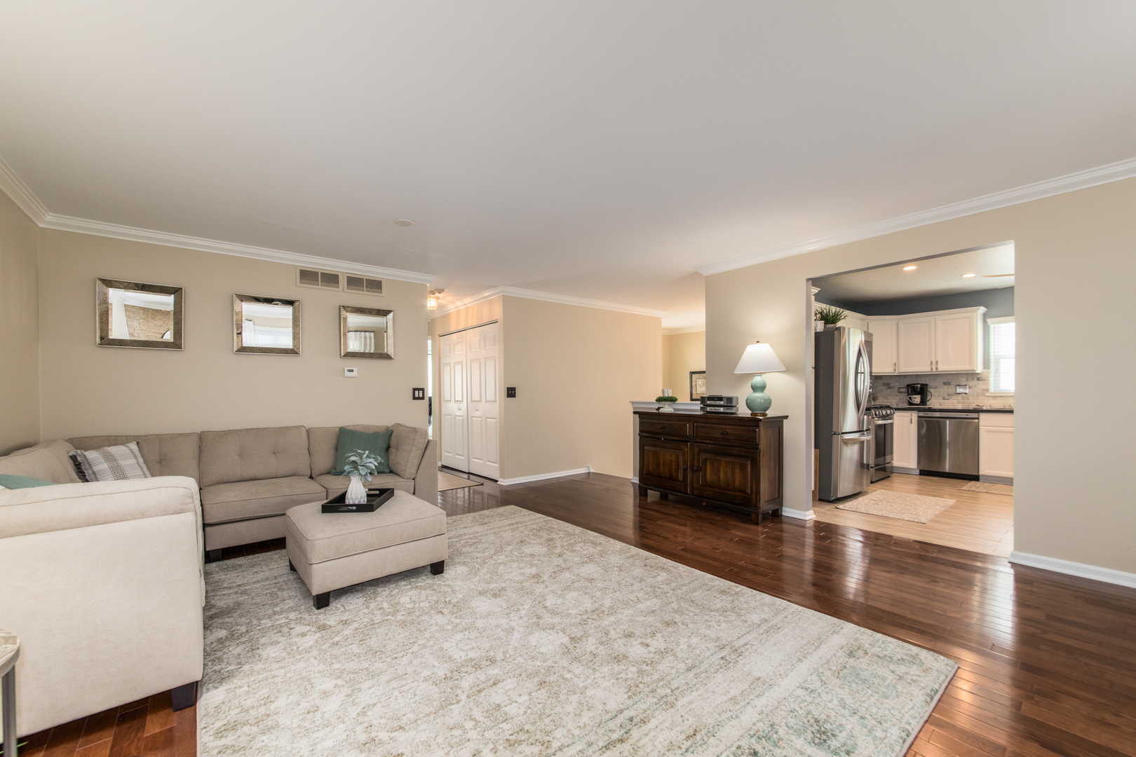 7906 Hedgewood Drive