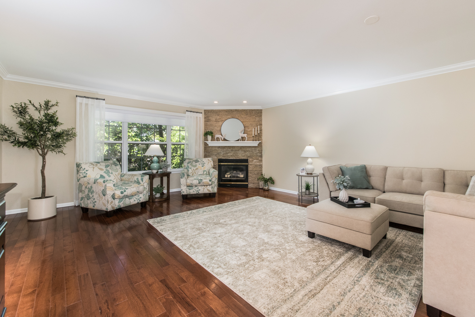 7906 Hedgewood Drive