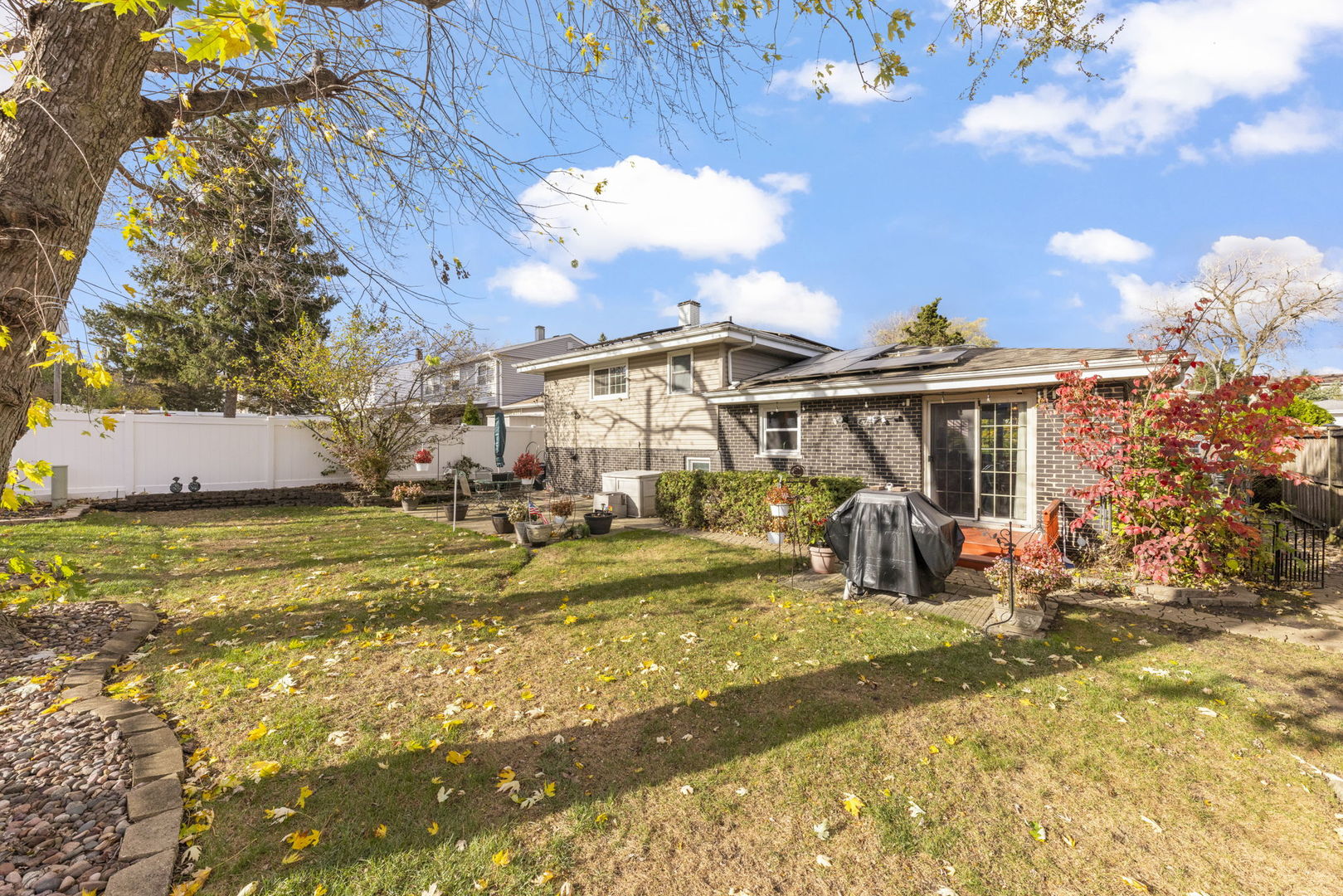 9021 Chestnut Drive