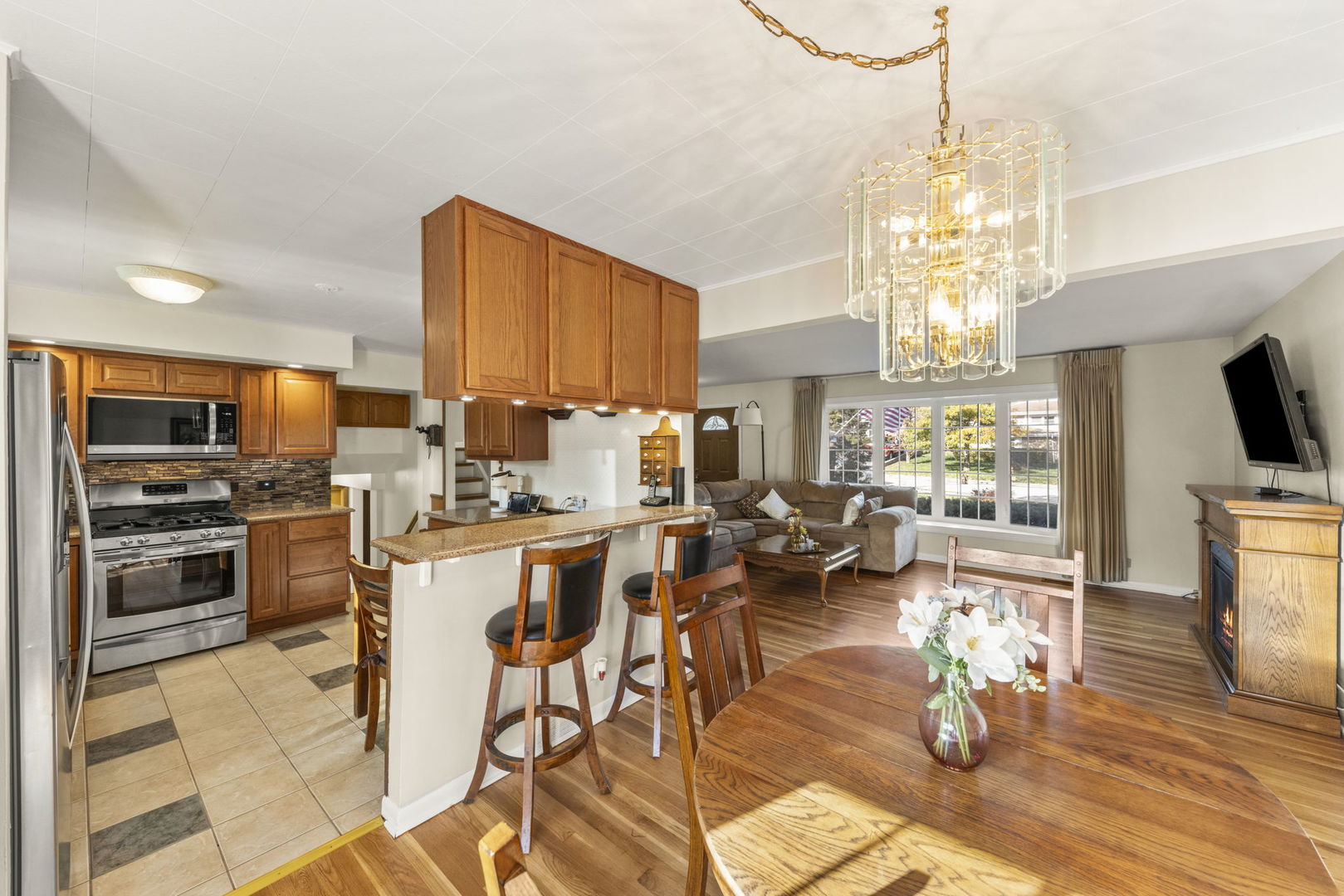 9021 Chestnut Drive