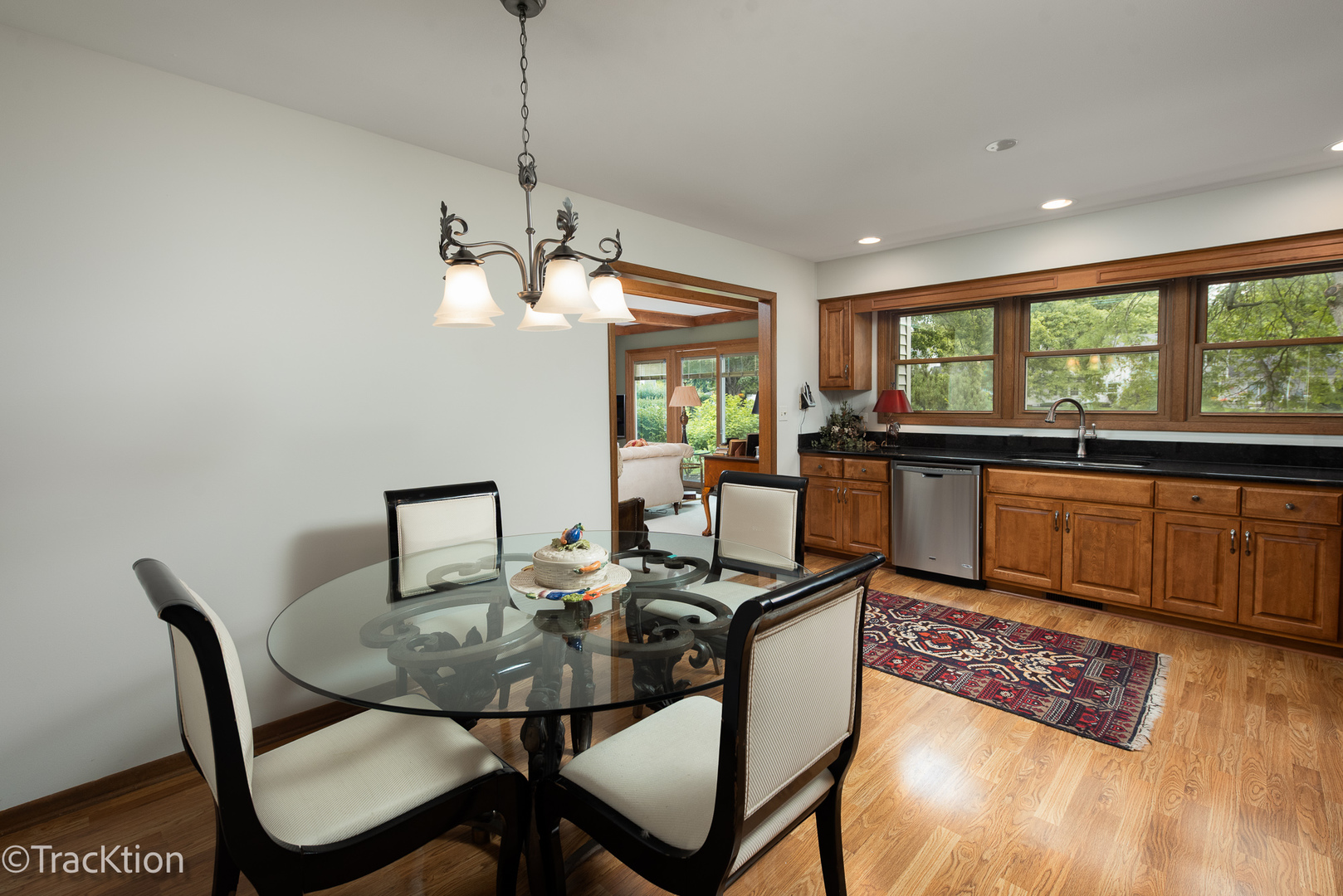 1229 W Bauer Road