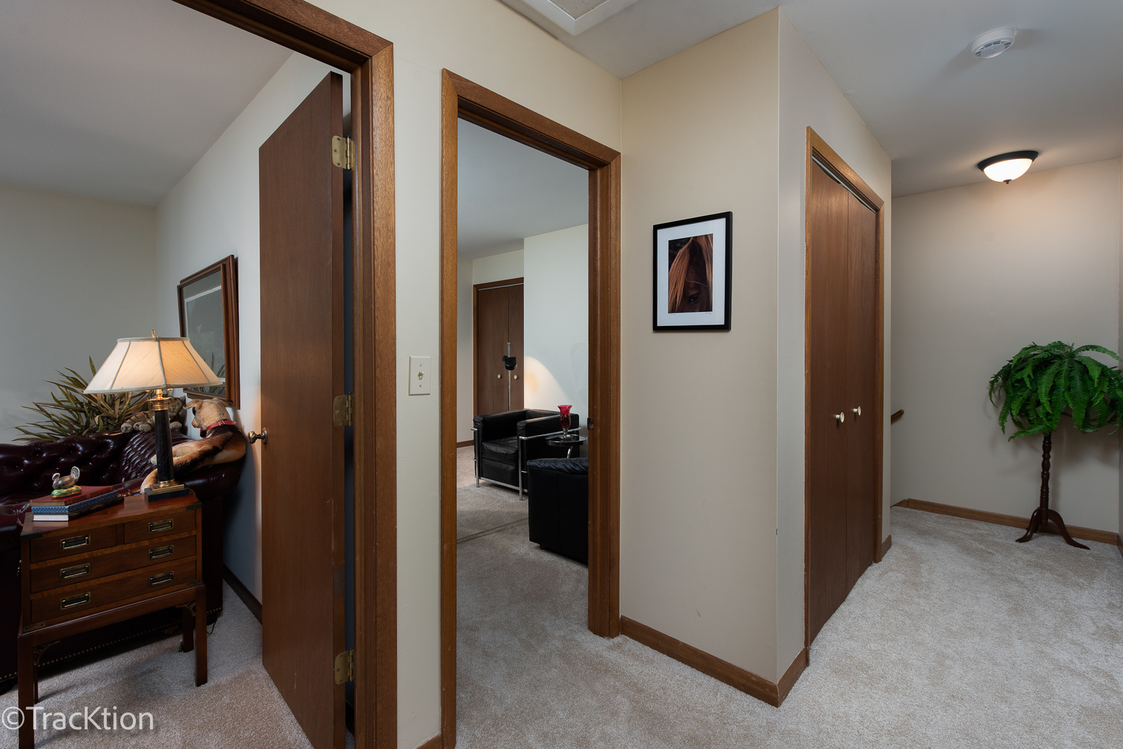 1229 W Bauer Road