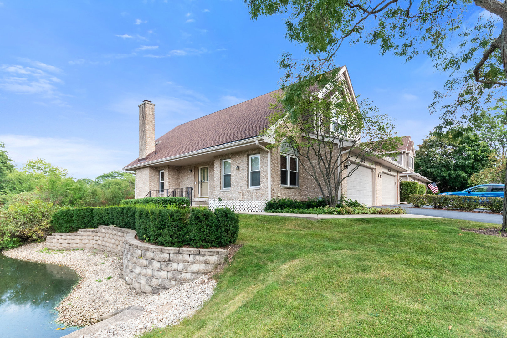 683 N walden Drive