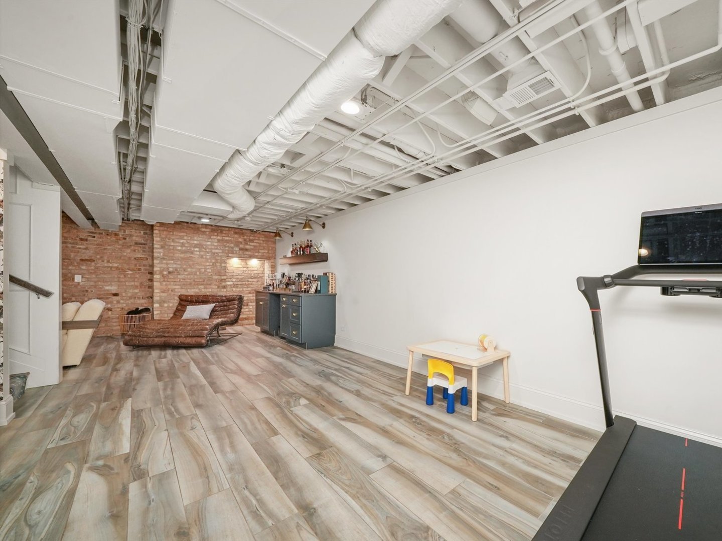 651 Summit Street