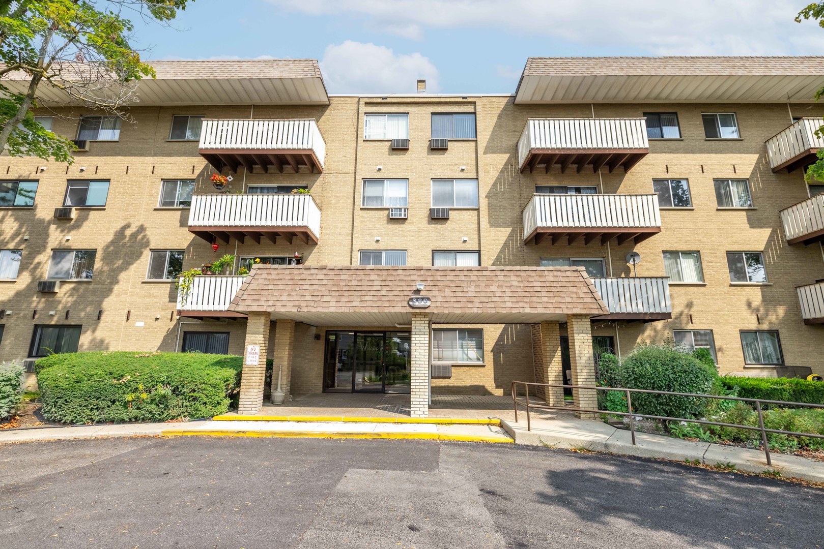 280 N Westgate Road Unit: 329