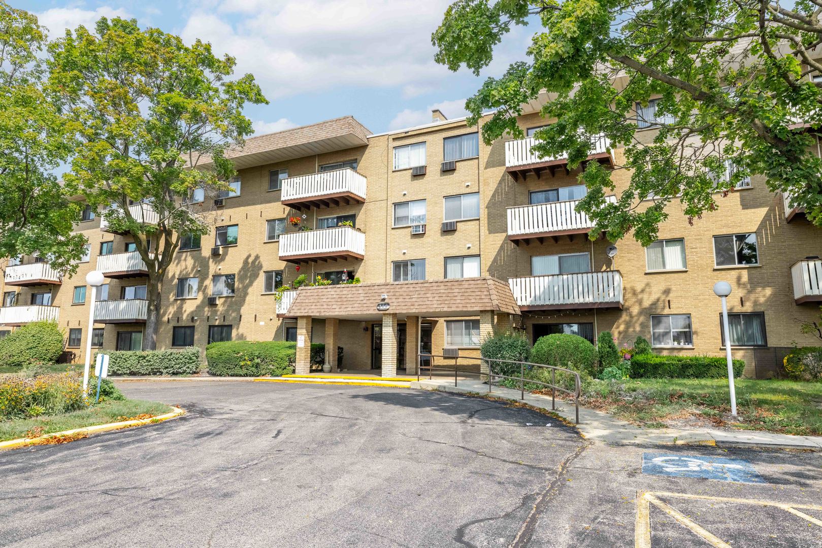 280 N Westgate Road Unit: 329