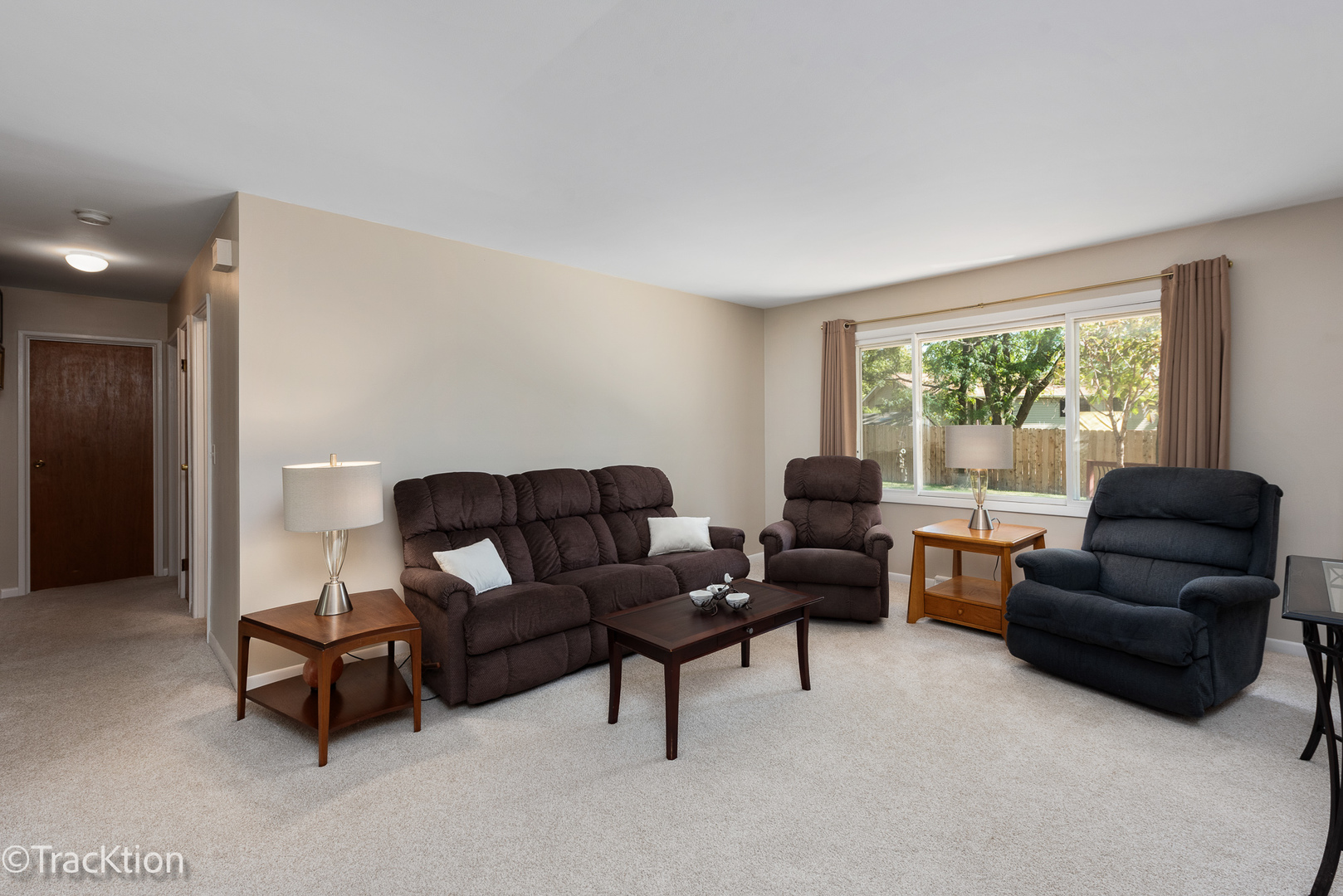 6009 Ridgeway Drive