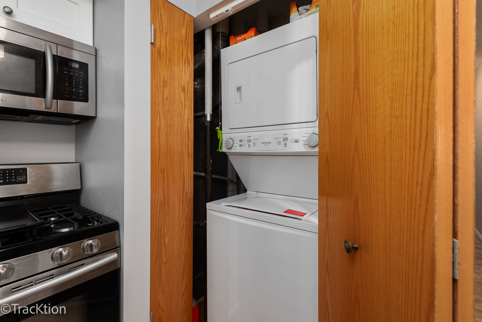 6401 Clarendon Hills Road Unit: 114