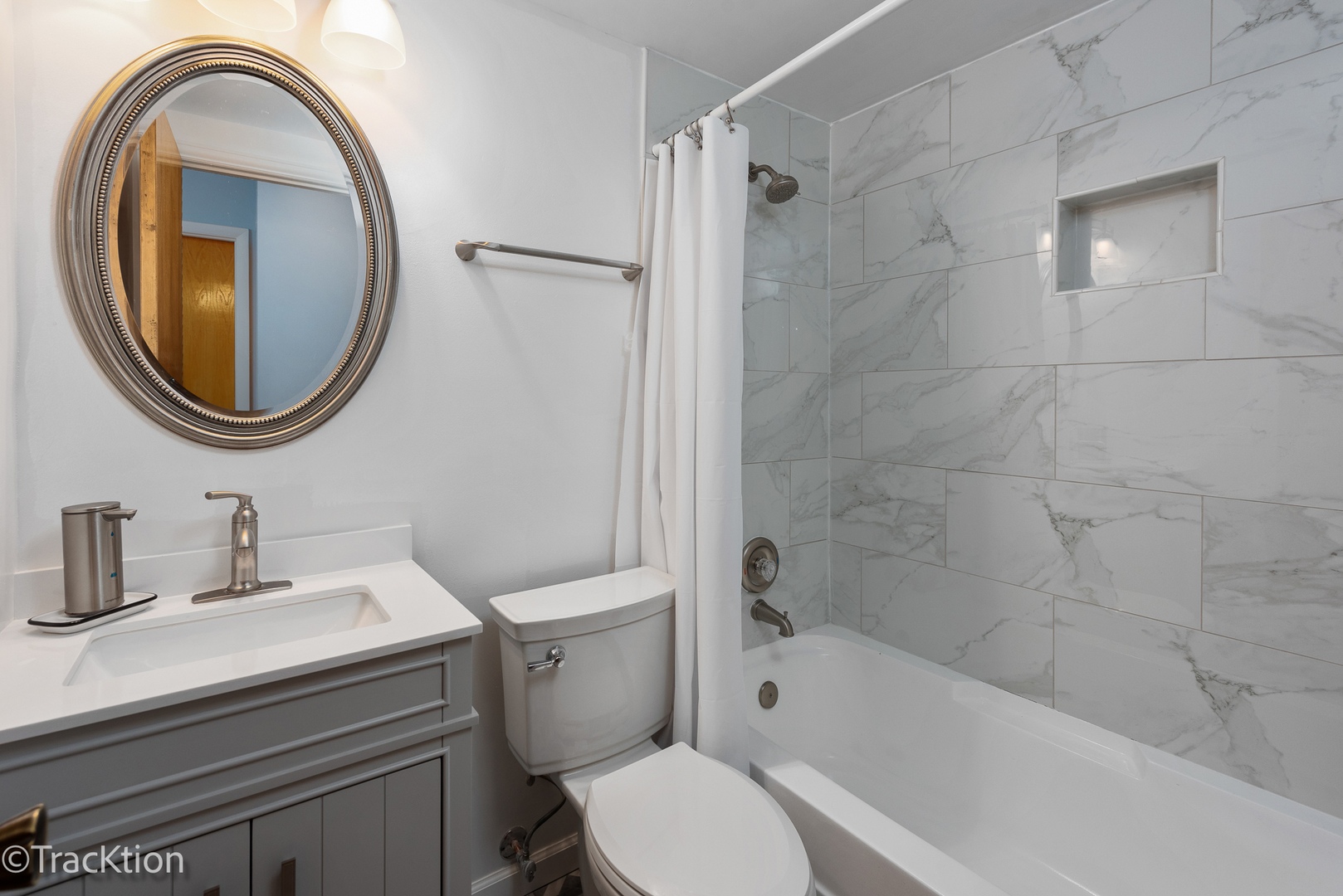 6401 Clarendon Hills Road Unit: 114