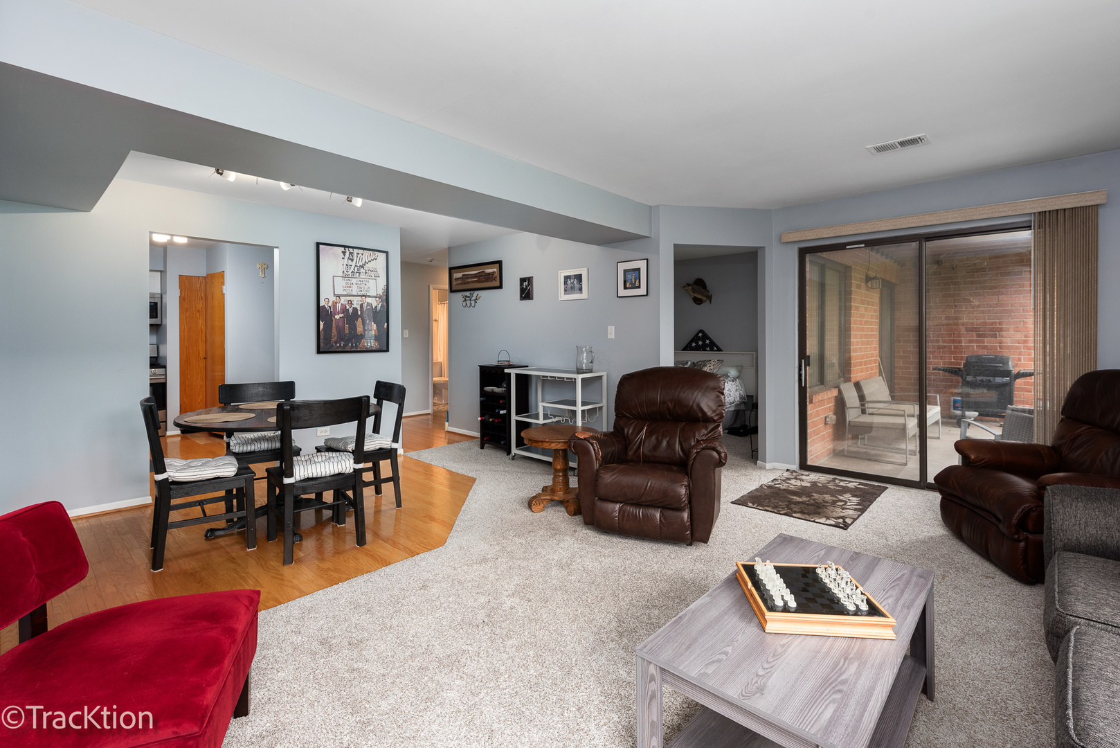 6401 Clarendon Hills Road Unit: 114