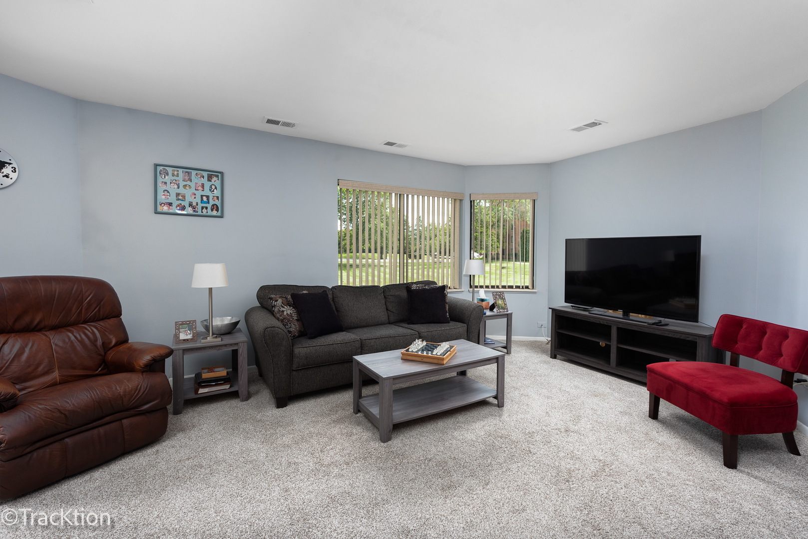 6401 Clarendon Hills Road Unit: 114