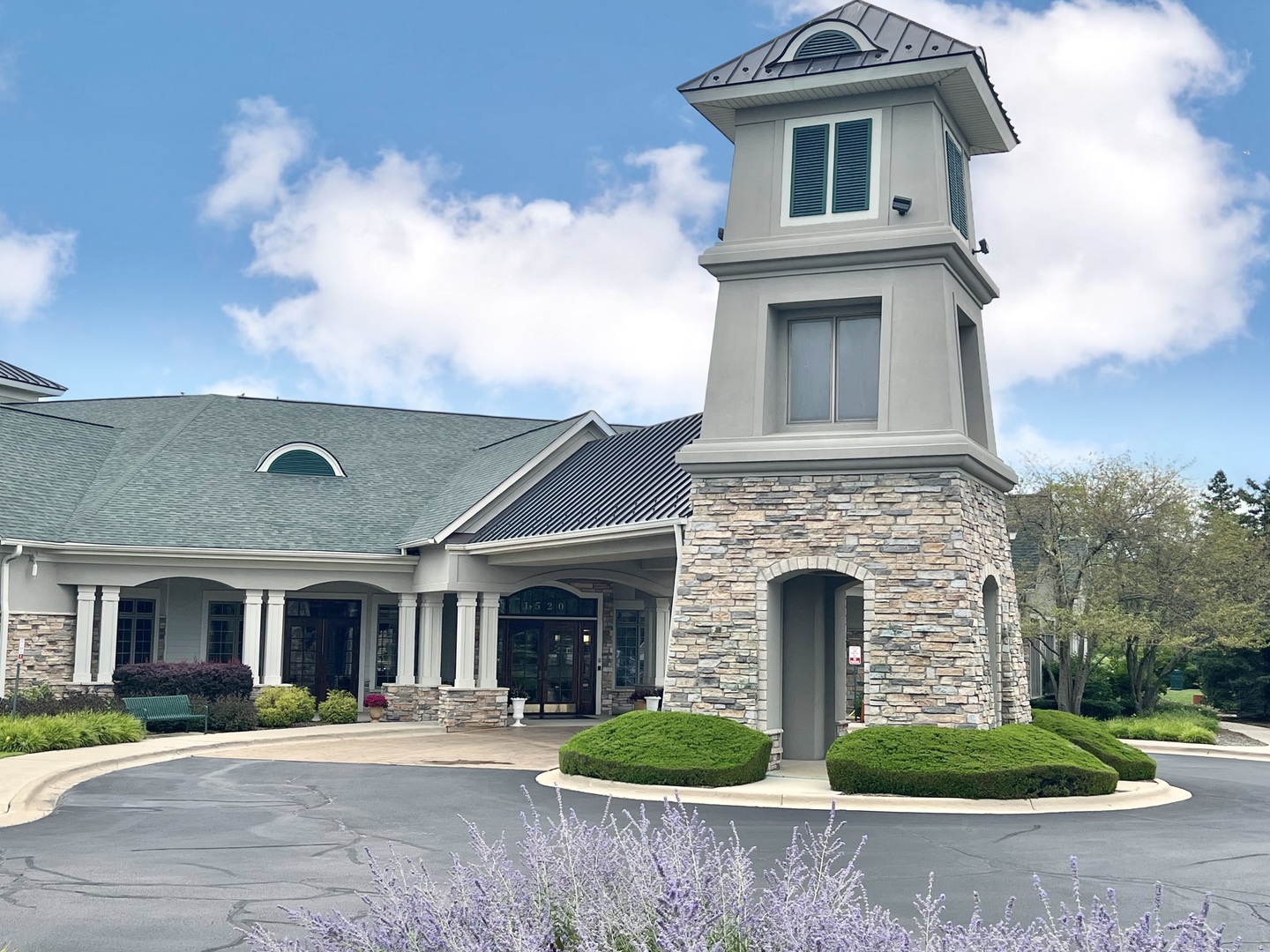 1596 W Ludington Circle Unit: 1596