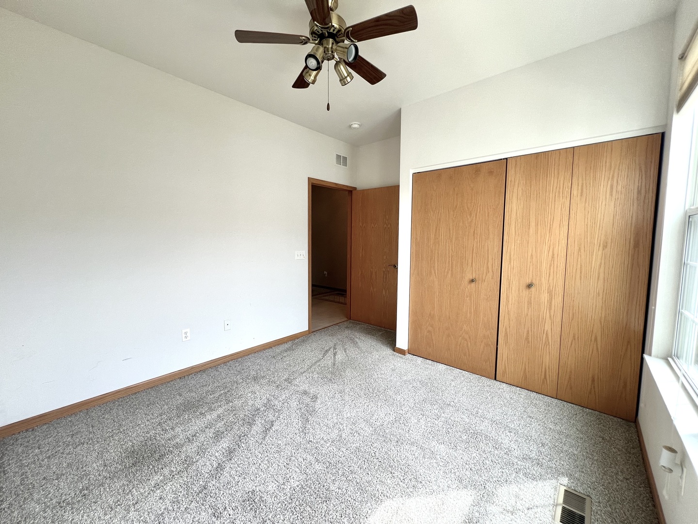 1596 W Ludington Circle Unit: 1596