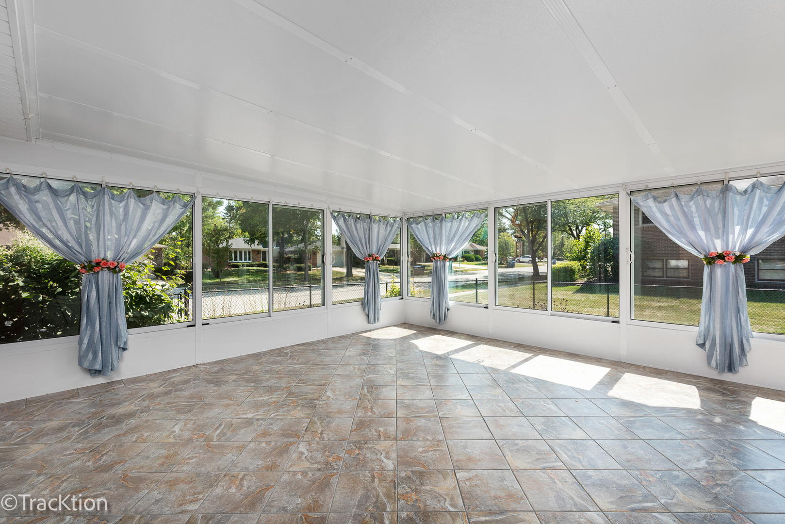 805 Albany Lane
