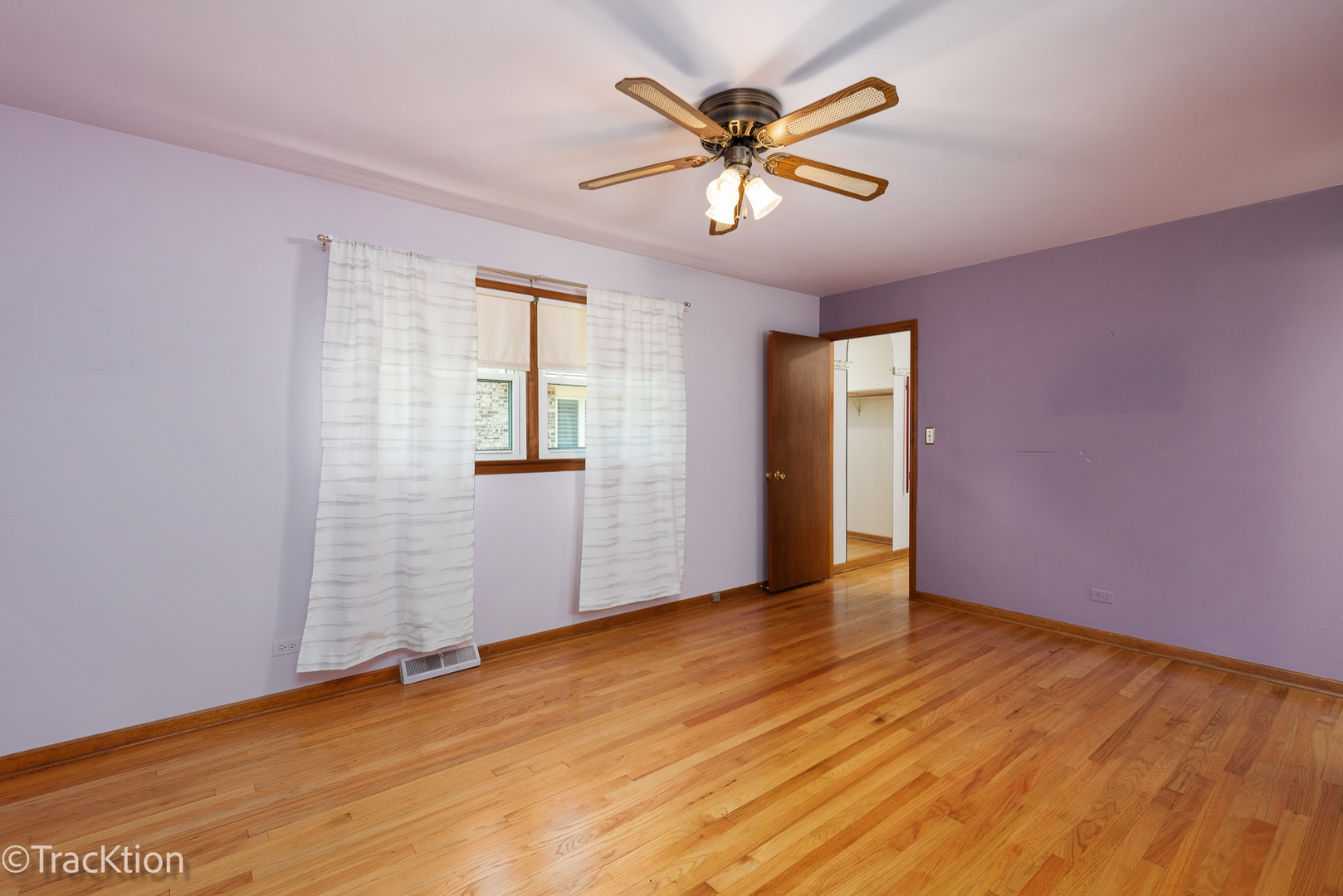 805 Albany Lane